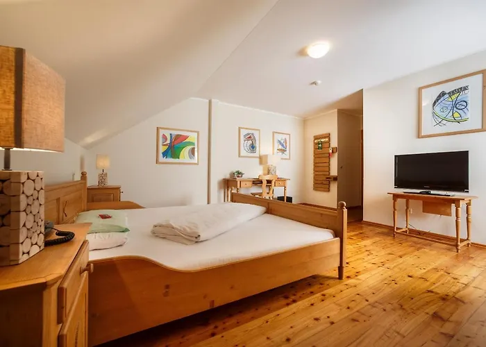 Il Plonner - Restaurant Biergarten Otel Weßling