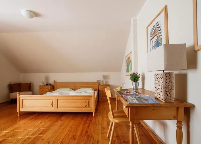 Il Plonner - Restaurant Biergarten Otel Weßling