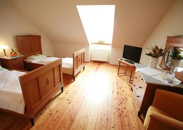 Il Plonner - Restaurant Biergarten Otel Weßling