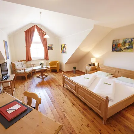 Hotel Il Plonner - Restaurant Biergarten Weßling